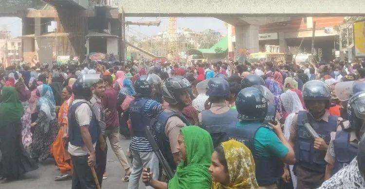 সংযুক্ত ছবি