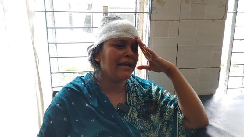 ডেঙ্গুর পরীক্ষা হয় কি না, জানতে চাওয়ায় নারীর মাথা ফাটাল হাসপাতালের দালালরা